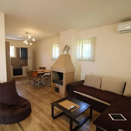 Ferienhaus Sommer Haus Ana *